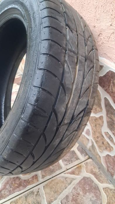 Anvelope iarna 225/60/17 și 215/60/17C.
