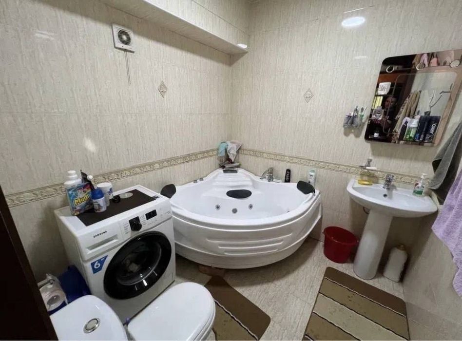 ПРОДАЕТСЯ 3/4/4 на:  Ц-5  Юнусабадский район