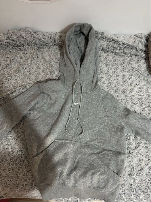 Сив суичър Nike
