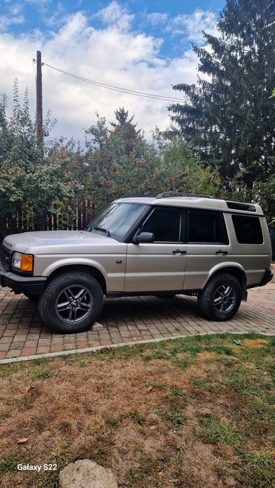 LAND ROVER Discovery 0 — imagine 3