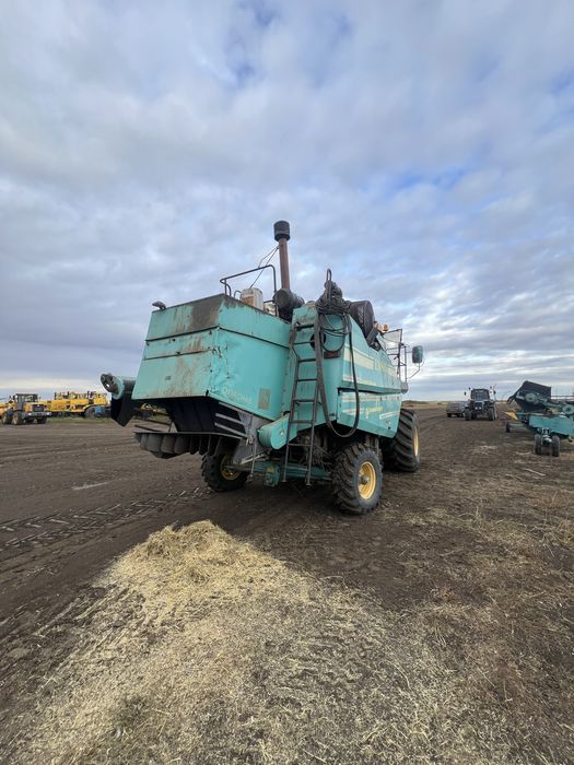 Продам комбайн Есиль-740