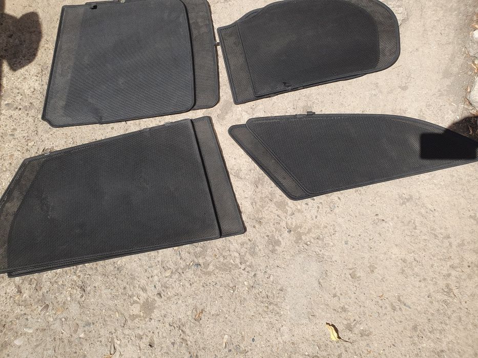 Bari transversale grilaj despărțitor și  set perdelute pt Ford  Focus