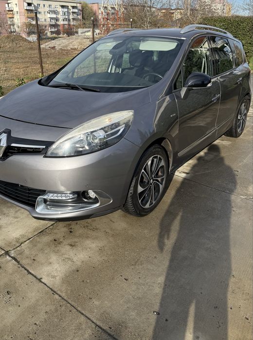 Renault Grand Scenic BOSE