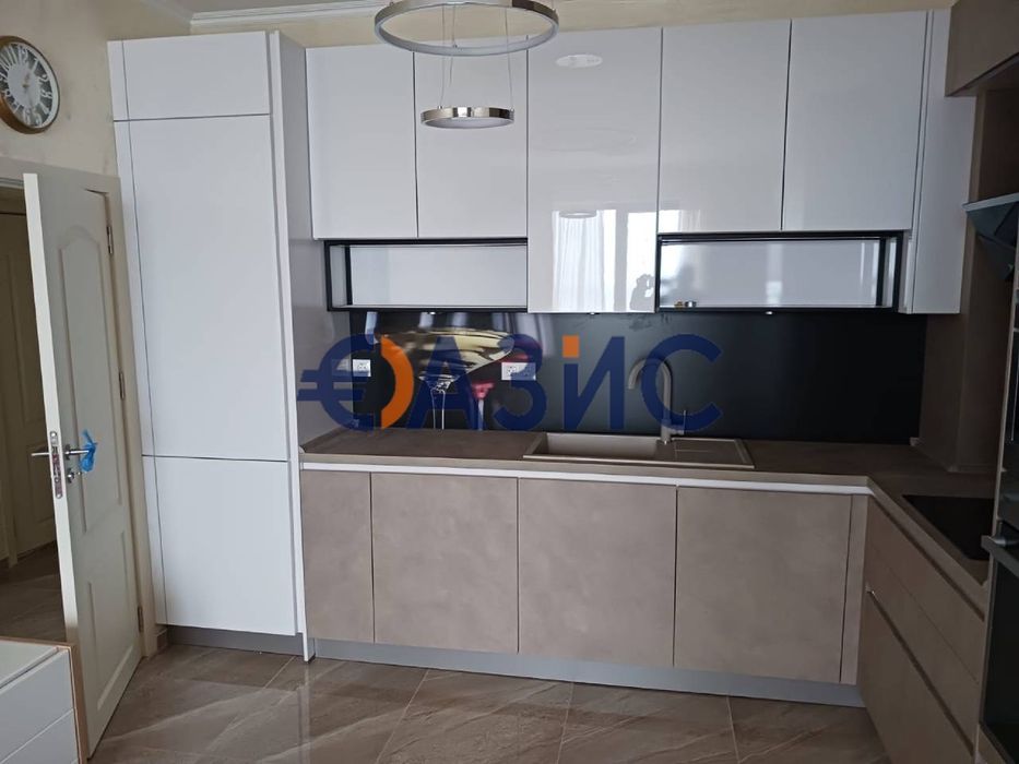 Продава се Тристаен апартамент в Несебър - 108 кв.м за 2196 €/кв.м - Снимка #4