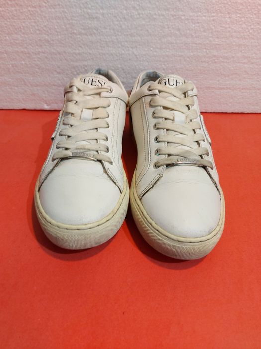 Guess номер 43  Оригинални мъжки маратонки