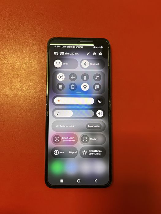 Samsung Z Flip 5  256 Gb Display Spart