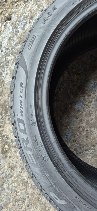 2 anvelope iarna Pirelli 285/40/20,dot 2020.Pretul este pe bucata.