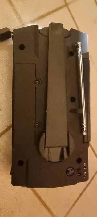 Radio camping cu dinam