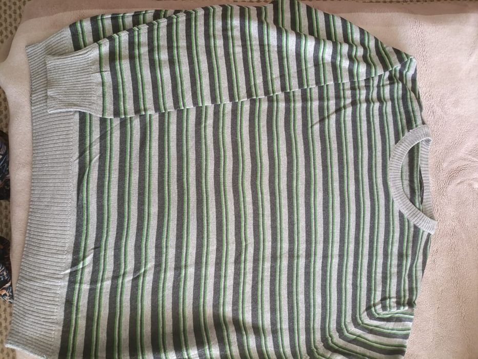 Пуловер мужской размер L