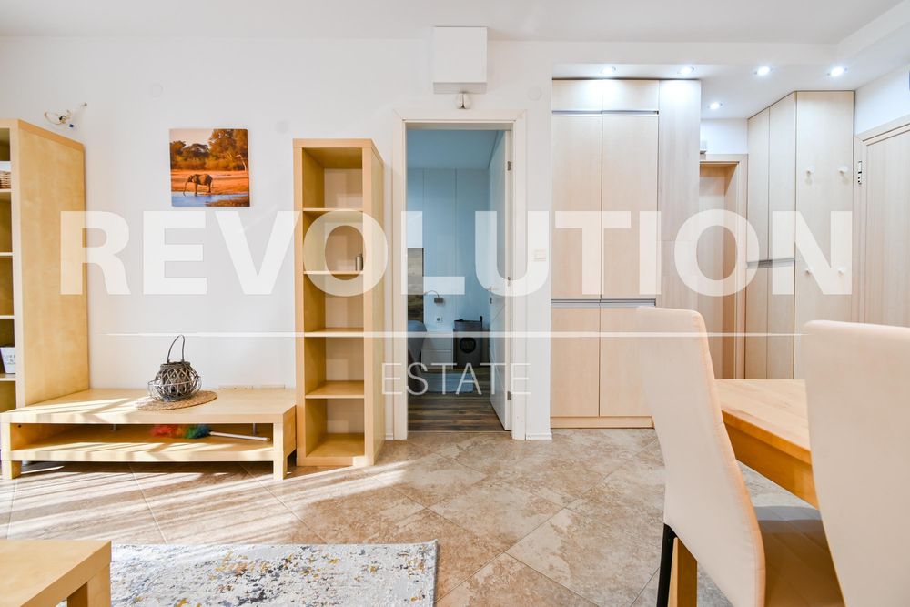 Дава се под наем Двустаен апартамент в София, Симеоново - 80 кв.м за 664 € - Снимка #4