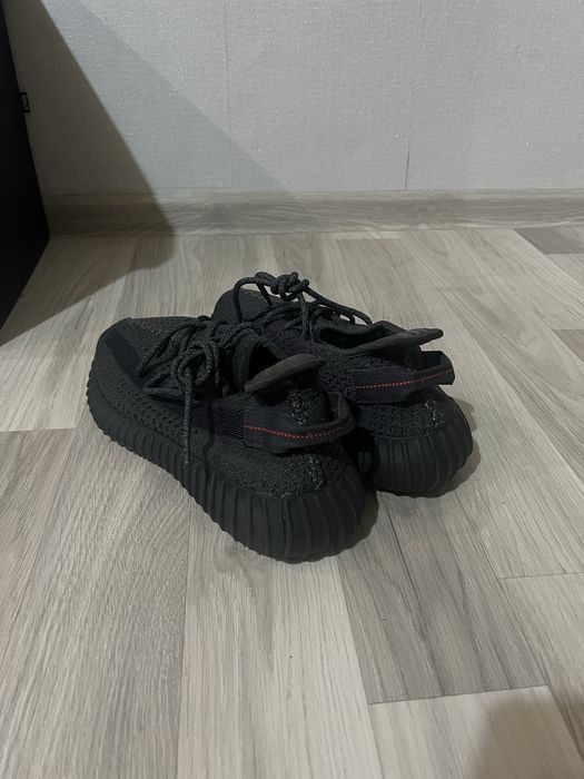 Adidas yeezy 350 v2 boost Reflective 45 номер черни