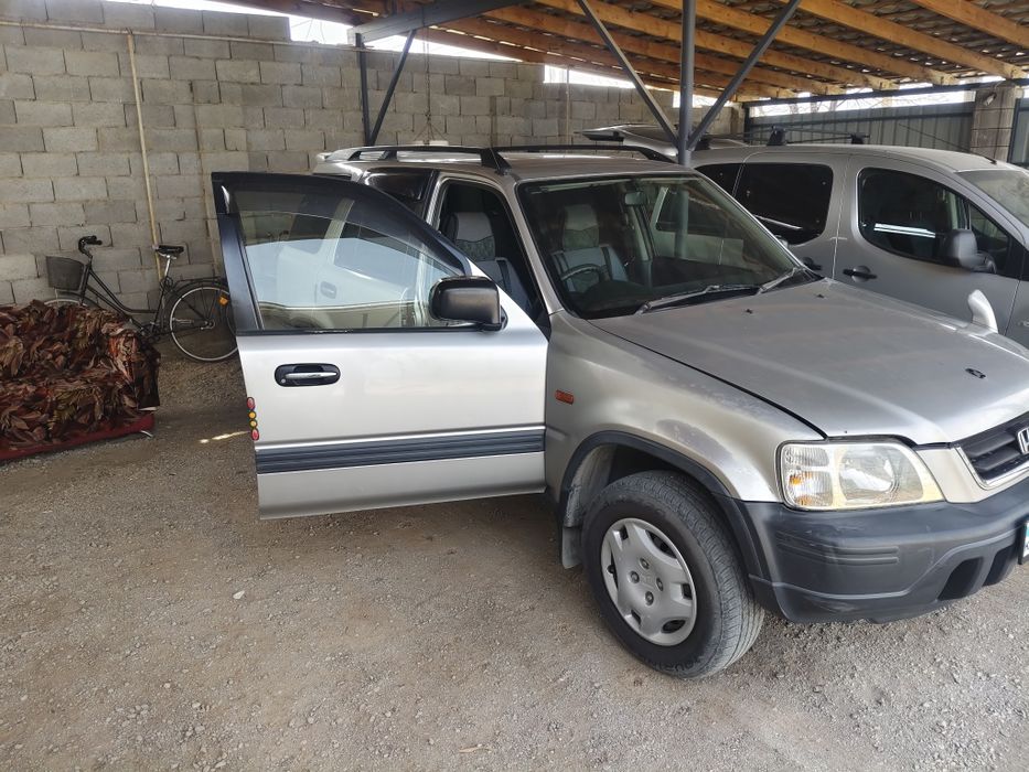 Продам Хонду СРВ