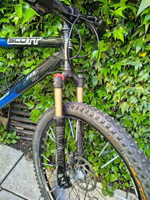 Bicicleta full suspension Scott Genius