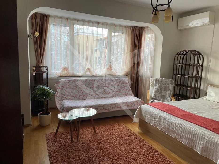 Дава се под наем Едностаен апартамент в София, Център - 50 кв.м за 648.21 € - Снимка #3