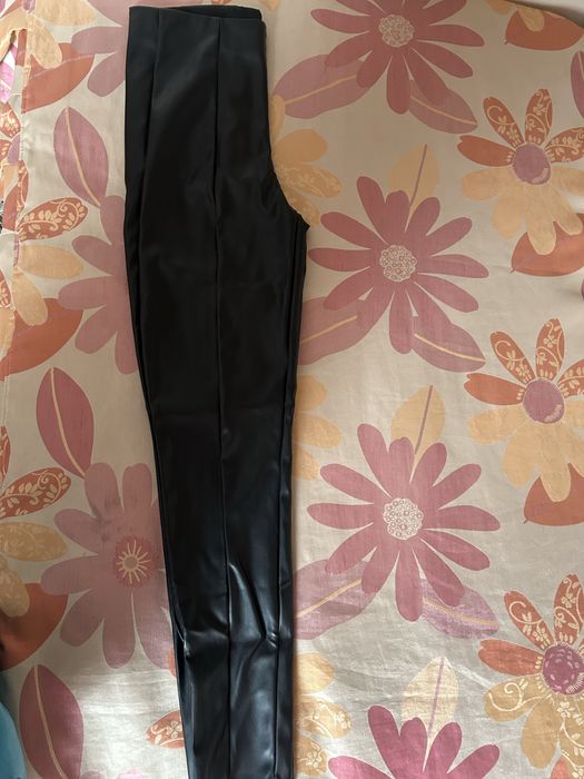 Кожен черен панталон