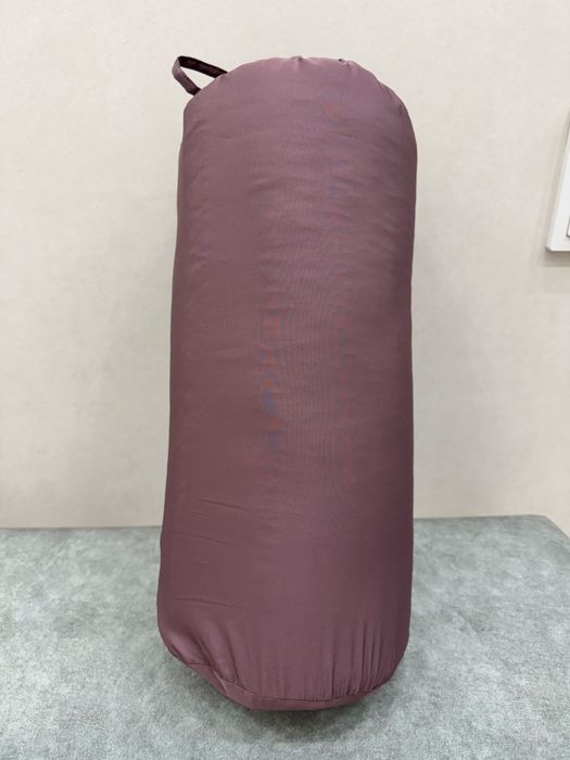 Продам покрывало в хорошем  состоянии .