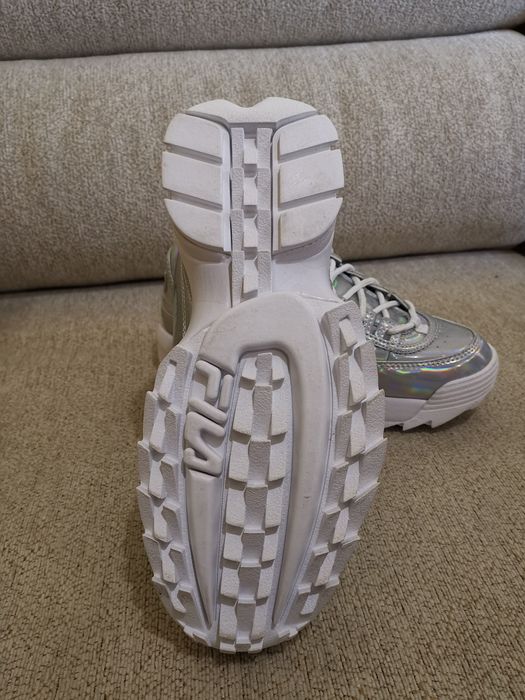 Дамски кецове Fila Disruptor M low wmn 38 номер