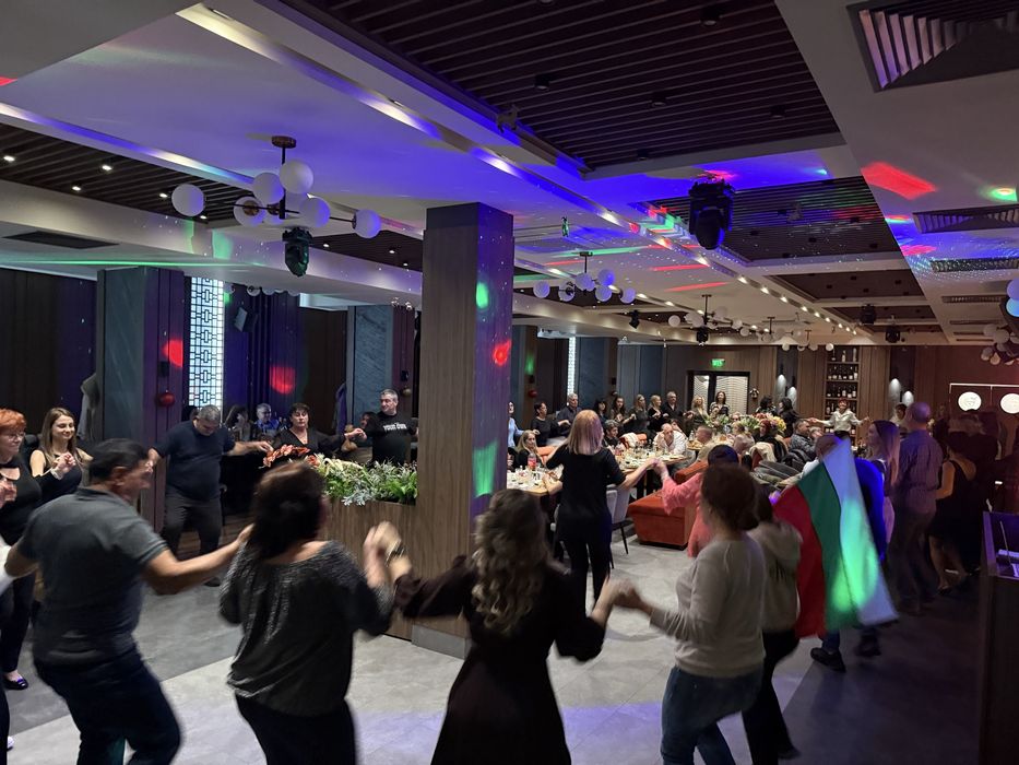 Диджей за вашия повод - Бал,сватба,кръщене или фирмено събитие