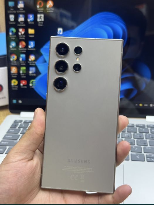 Samsung s24 ultra 12/256  1 yillil Garantiyali sotiladi.