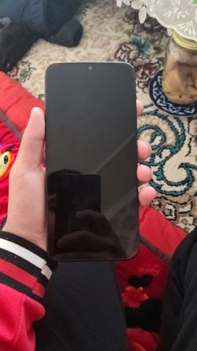 Redmi 15C 128 tali karobka  bor obmen bor redmi note 14 ga redminote12