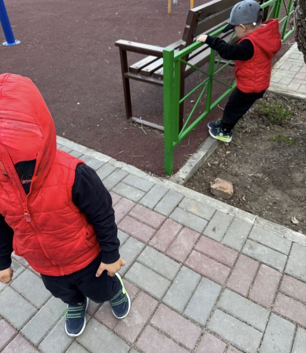 Жилетка теплая детская