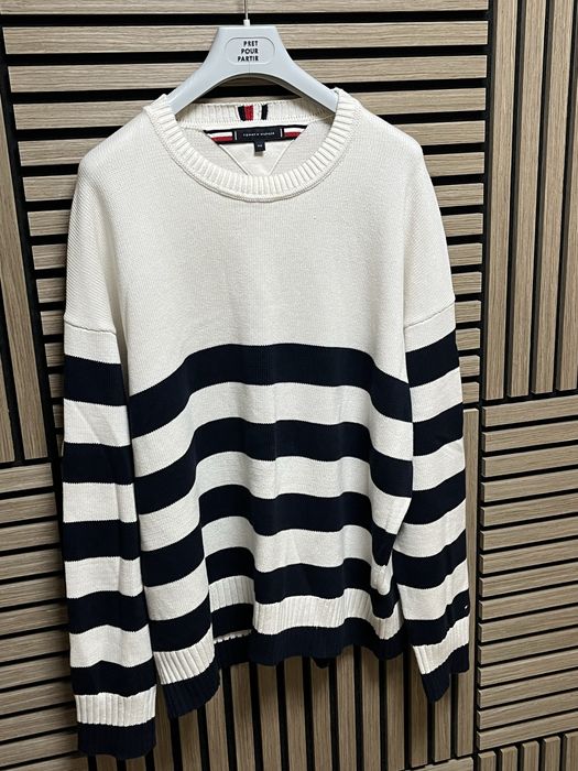 Tommy Hilfiger : размер 2ХЛ / Оригинал