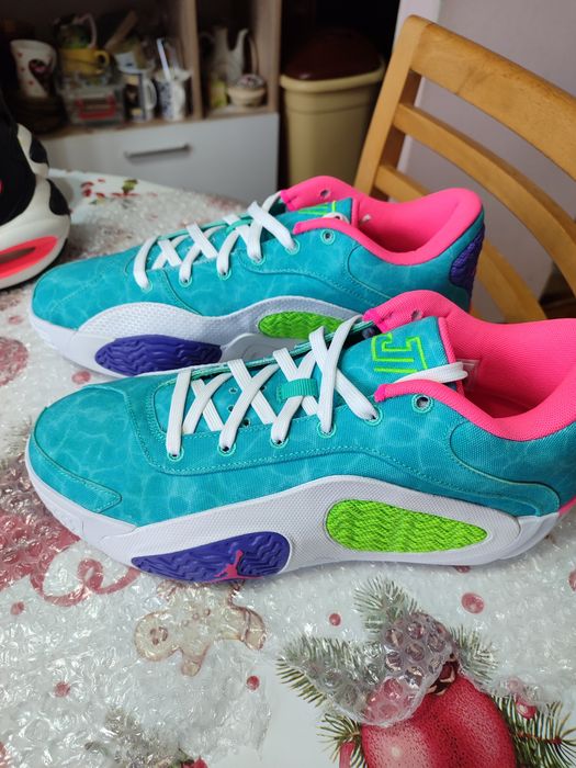 Нови оригинални маратонки Найк Акт Джордан 44 номер