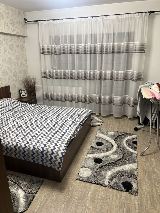 Vand apartament 3 camere 95 m patrati