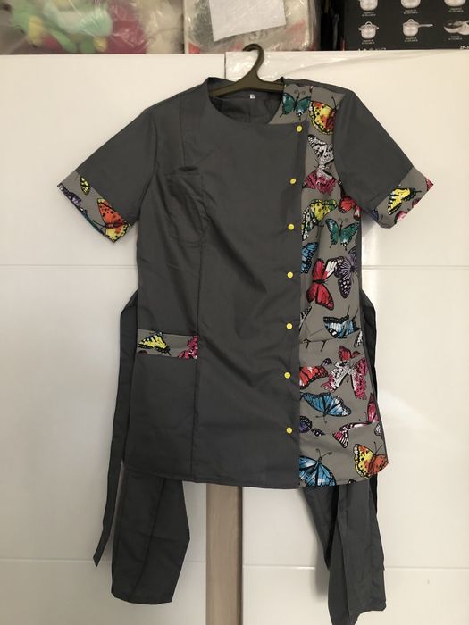 Продам медицинские костюмы