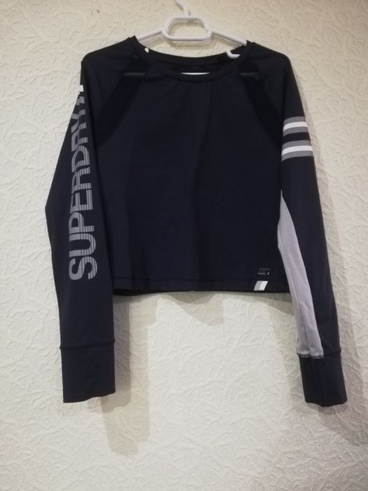 Bluze Nike Superdry diverse
