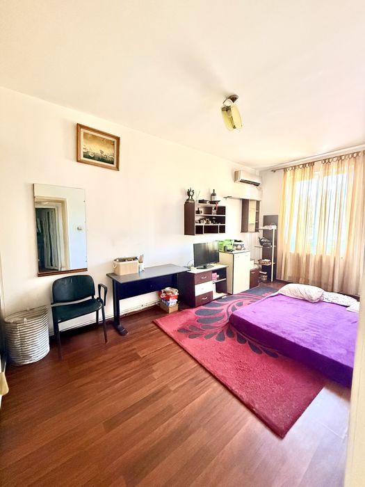 Apartament de vanzare 3 camere 75 mp | Necesita Renovare Completa | Etaj 1 | Metrou | Bloc reabilitat | Bucureștii Noi