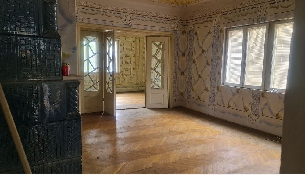 Casa de Vanzare 180 mp , 600 teren  Rm Sarat  - spatiu comercial