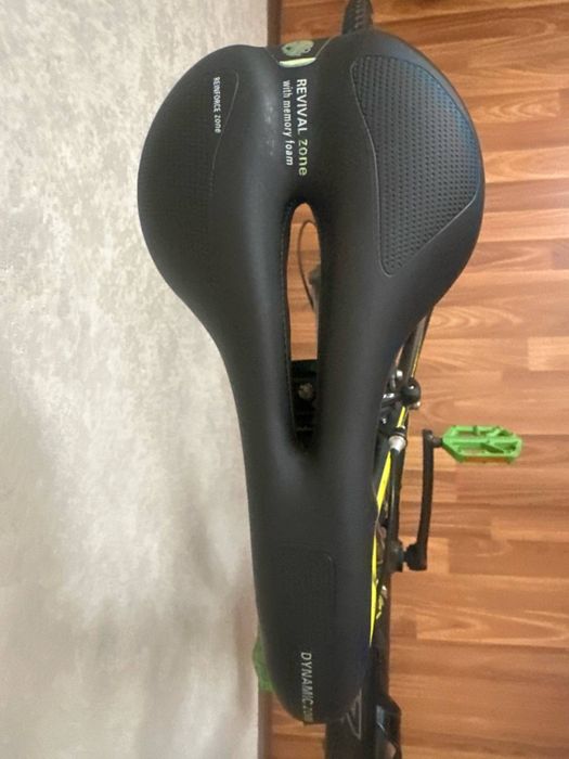 Продам корейский шоссейный велосипед CELLO BRITZ