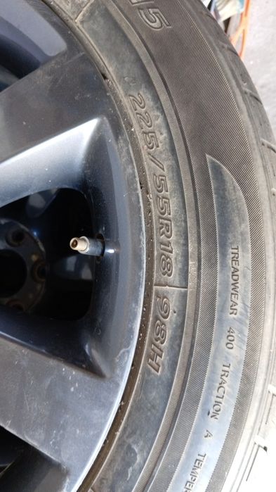 Продам резину на дисках б/у  R18