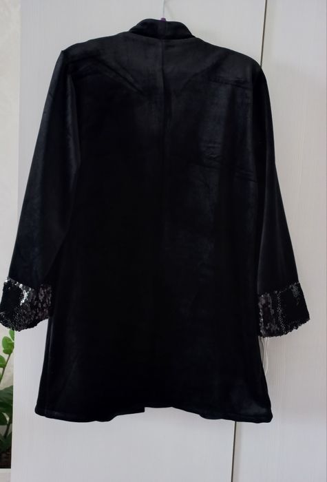 Продам пинжак велюровый  - 50 размер