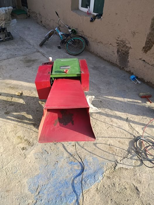 Драбилка сотилади хитой 3 та скороли холати яхши аеби йук 100$ булиш