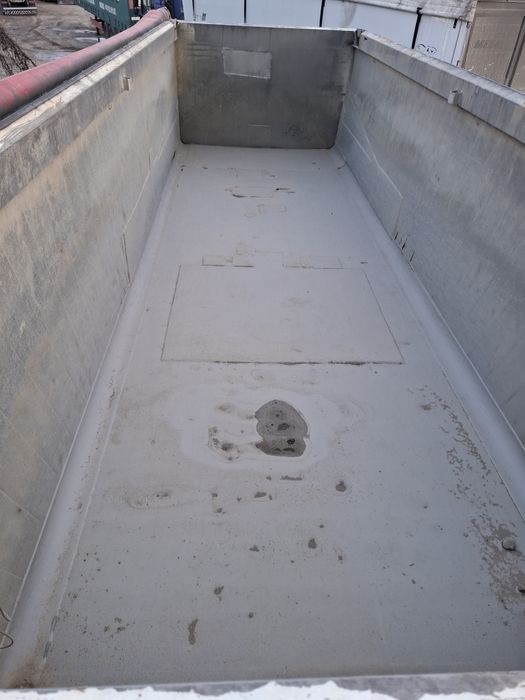 Semiremorca basculabila schmitz