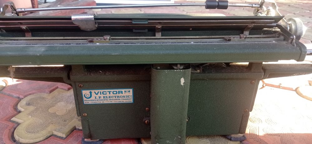 Halda mașina mecanica  de scris suedeză raritate