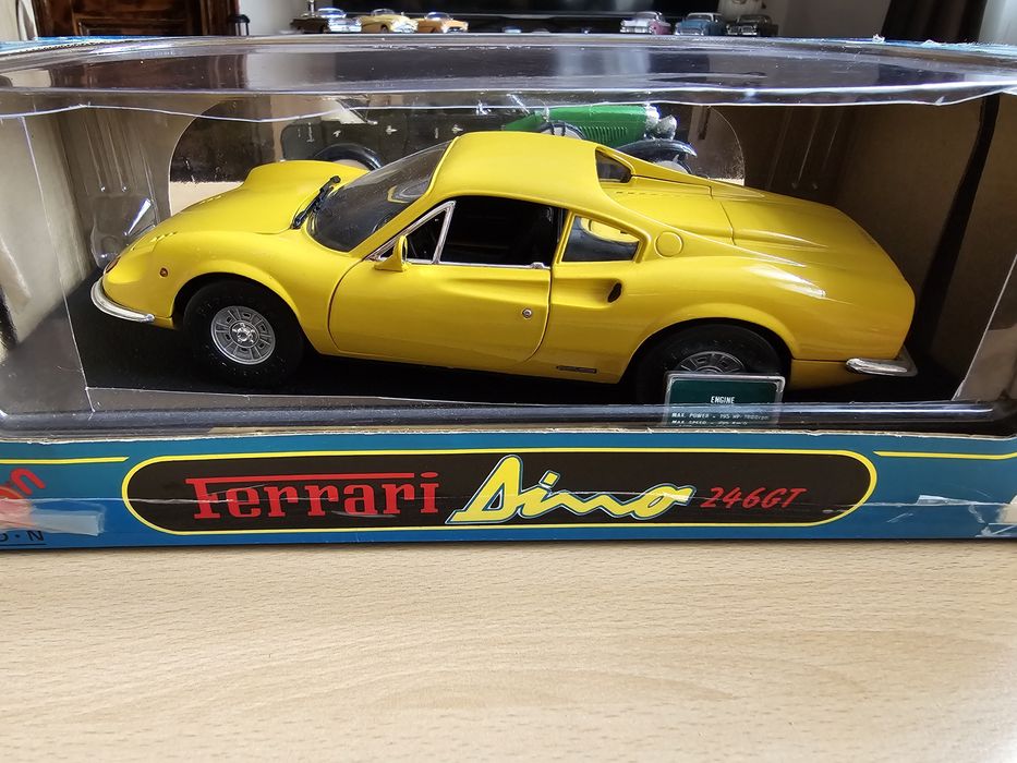 Vand macheta 1/18 Ferrari 246GT Dino producator Anson