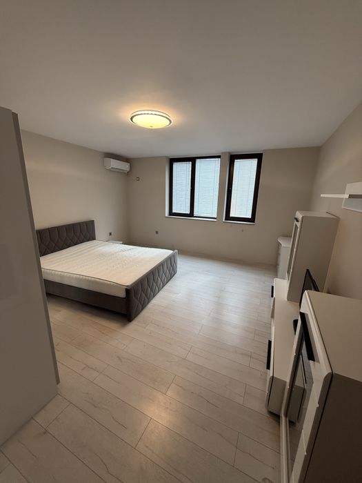 Дава се под наем Етаж от къща в Пловдив, Беломорски - 90 кв.м за 548.25 € - Снимка #2