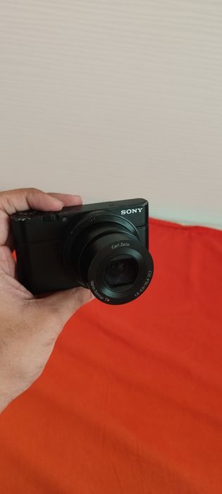 Фотоапарат Sony rx100