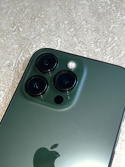 Продавам iPhone 13 Pro