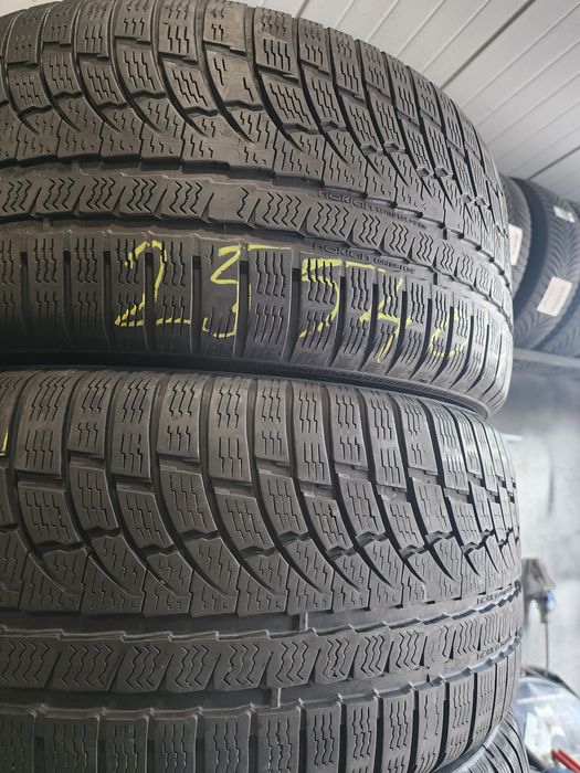 255 40 19 anvelope Pirelli si Nokian de iarna adâncime profil 6,5mm