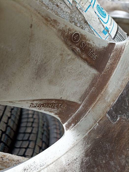 Диски на мерседес R 16 оригинальные