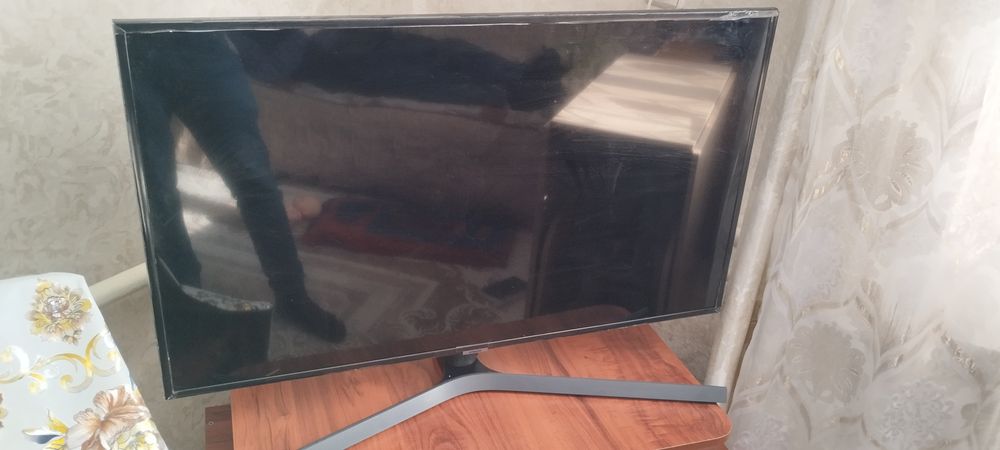 Телевизор Самсунг