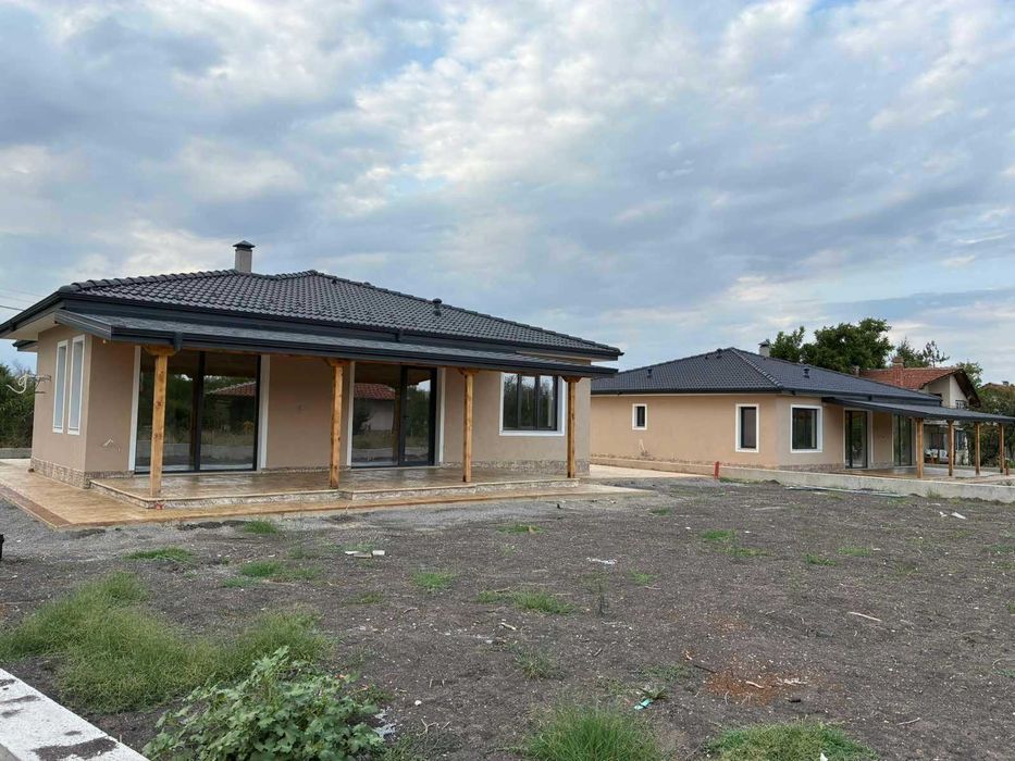 Твоят Нов Дом е Тук – С. Сираково, Само На 10 мин. От Хасково