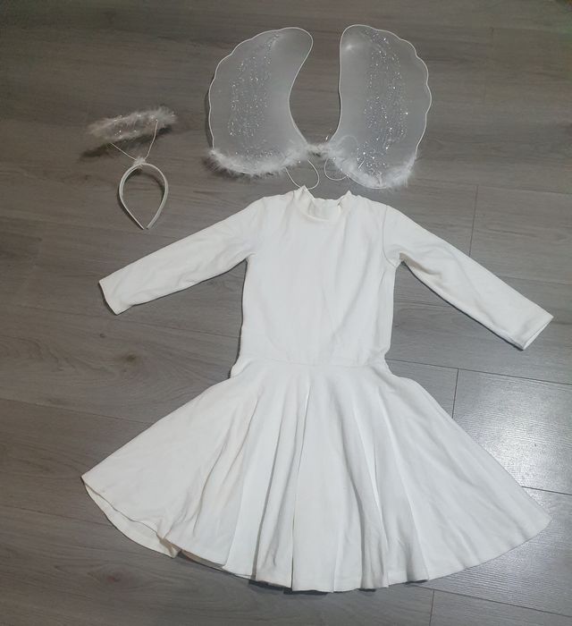 Rochii ingerasi - marime 5- 8 ani