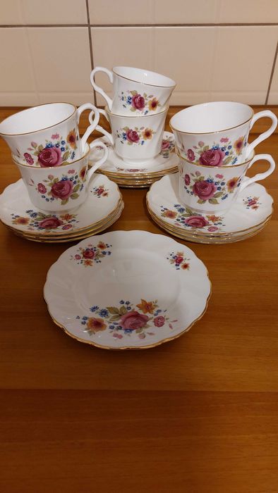 Portelan englezesc Royal Victoria