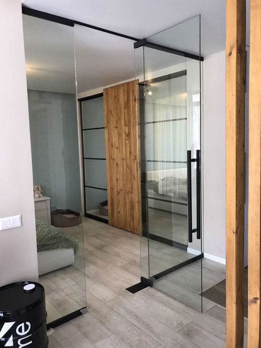 Стеклянный перегородки витражи