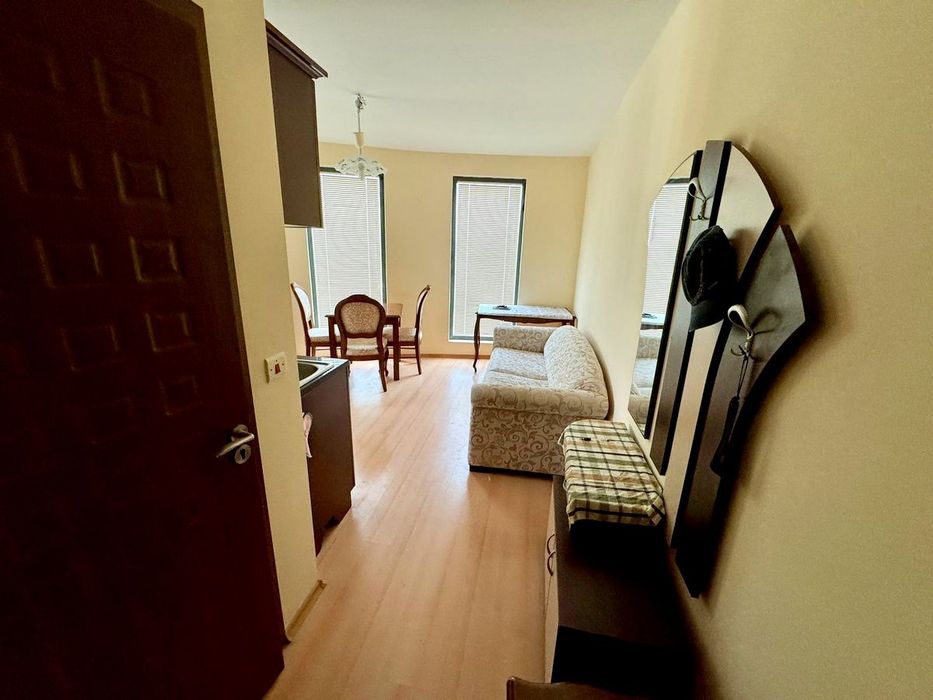 Продава се Двустаен апартамент в к.к. Слънчев бряг - 56 кв.м за 592 €/кв.м - Снимка #3